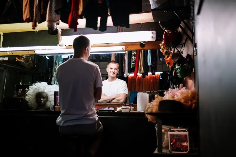 Crossed Fingers or Clear Head: What Really Drives a Performer's Pre-Show Mind